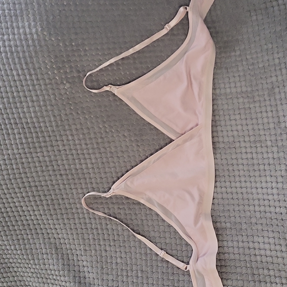 Light pink maternity nursing bra size XL